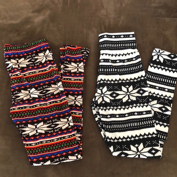 Pants - 🎉NWOT🎉Set of 2, Patterned Leggings, OS